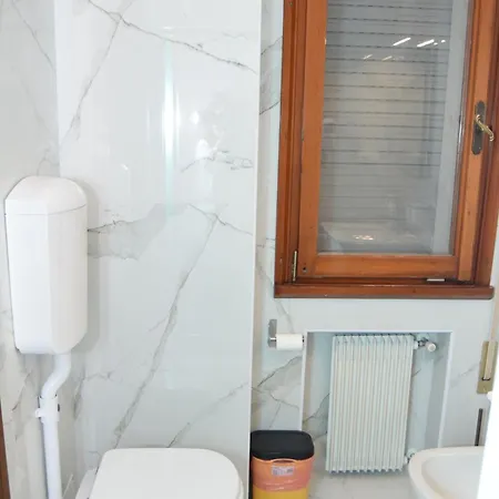 Guest house Ca Aisha Train Station Venice Mestre